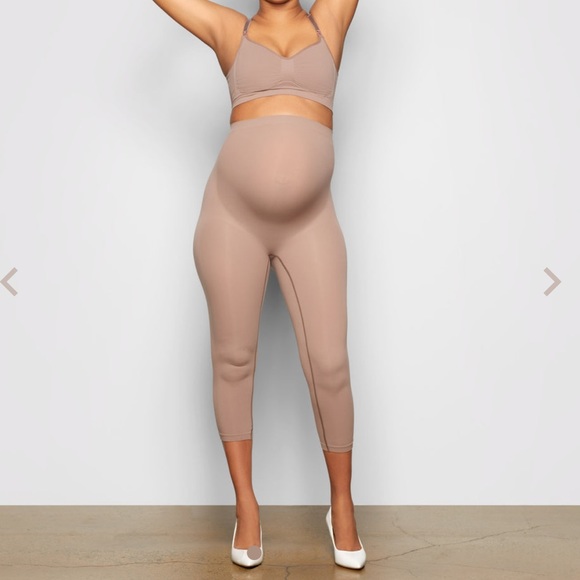 SKIMS Other - SKIMS Maternity Solutionwear Mid-Calf Legging SIZE S/M